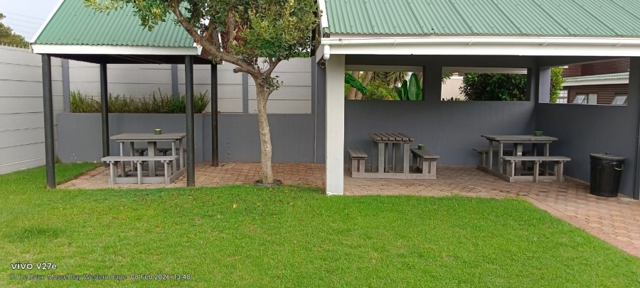 To Let 3 Bedroom Property for Rent in Hartenbos Central Western Cape